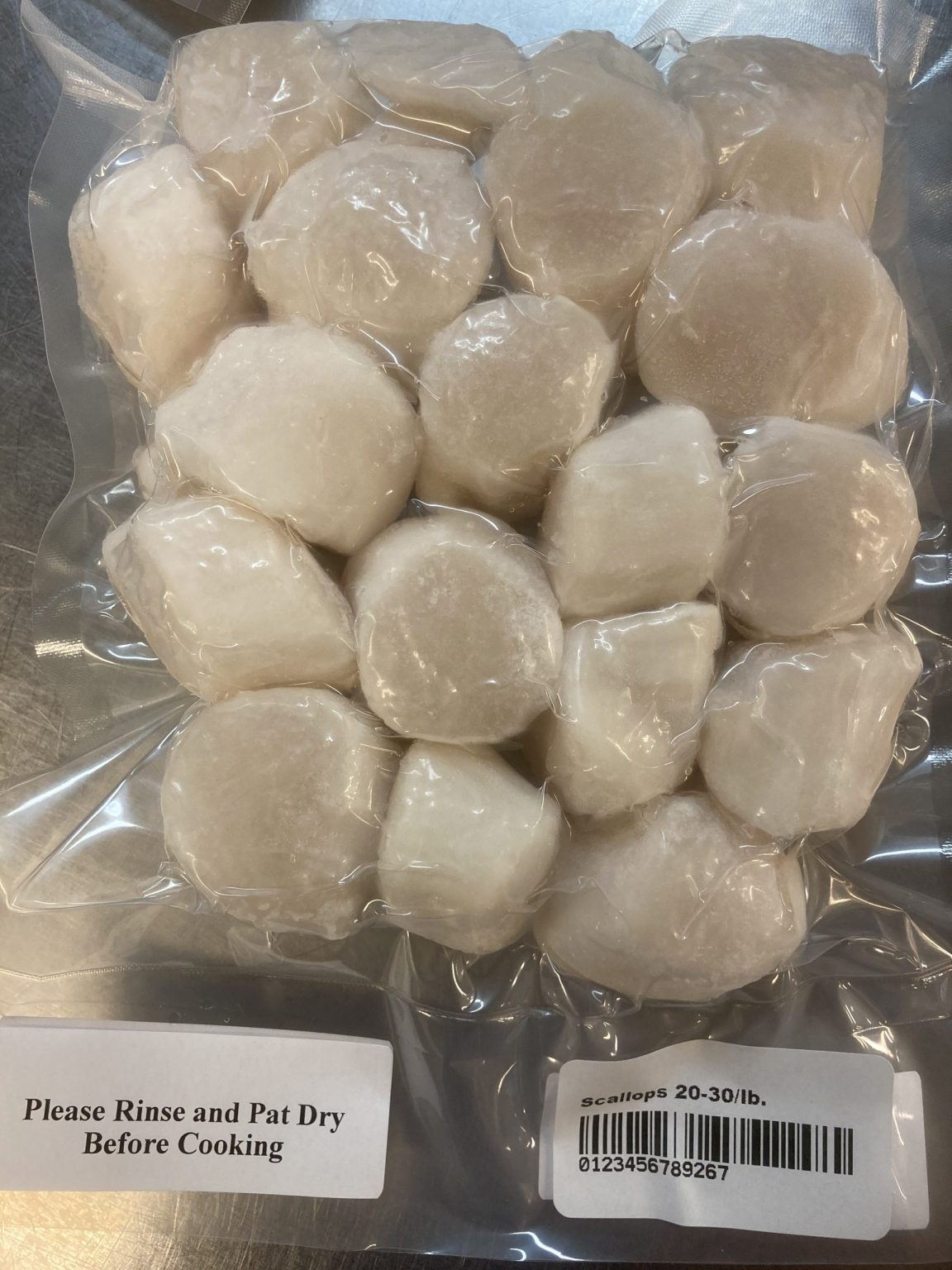 Scallops (20 to 30 per pound), (12 oz package) Freshwater Farms of Ohio